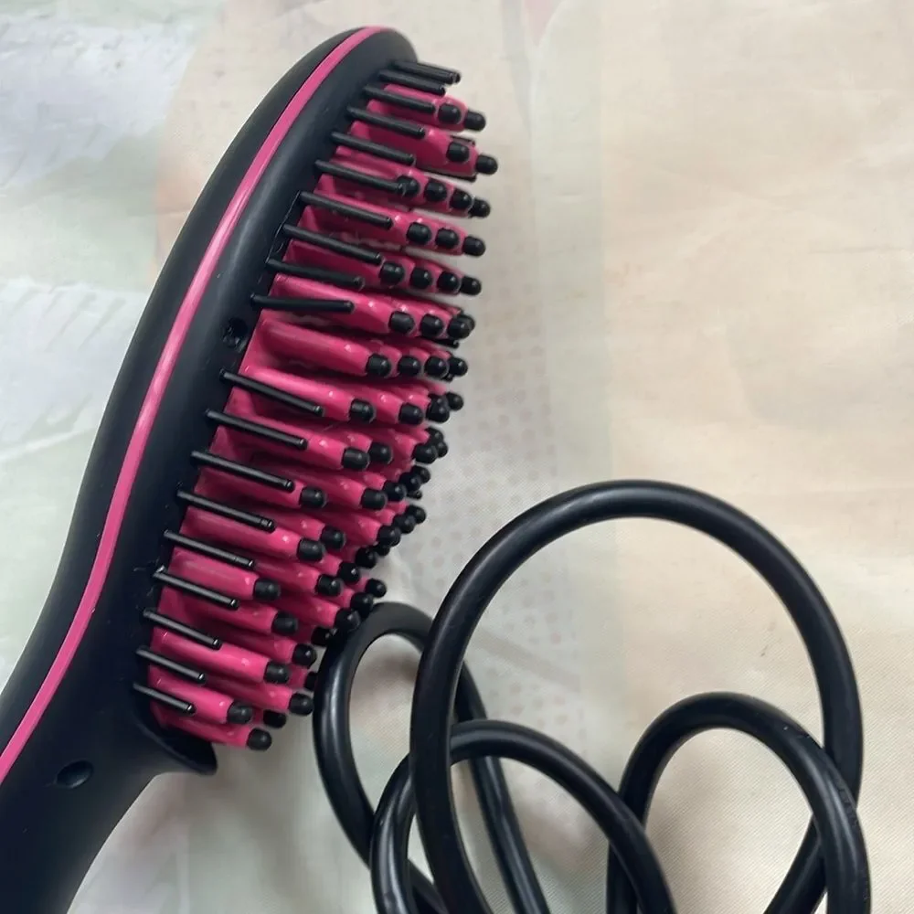Simply Straight Ceramic Straightening Brush AS SEEN ON TV